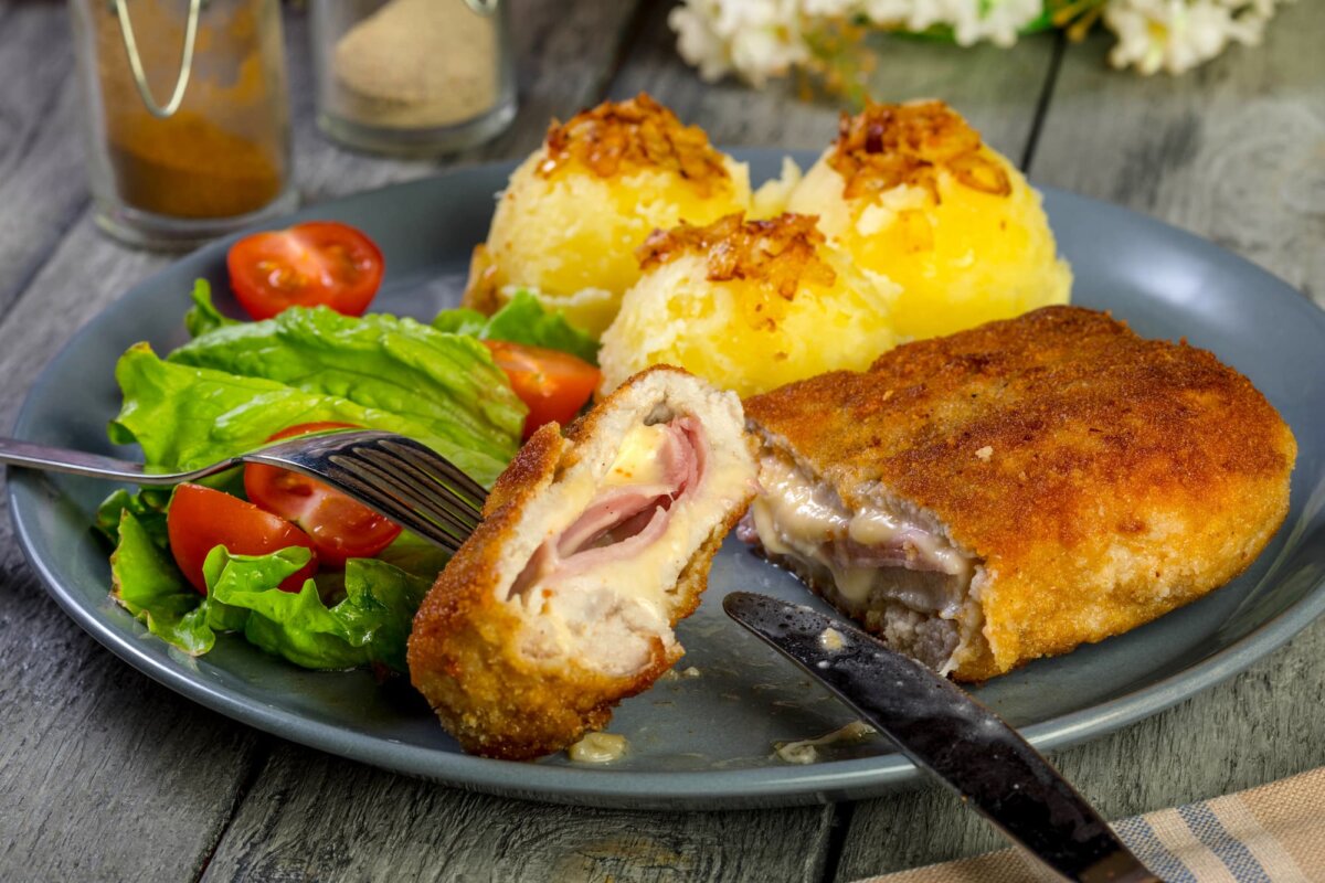 CORDON_BLEU | Hotel Restaurant Chez Valerie À propos de l’Hôtel restaurant Chez Valérie Cernay 1