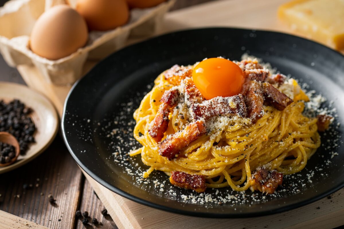 Carbonara ou napolitaine : quelle sauce de p&acirc;tes r&eacute;v&egrave;le vraiment les saveurs des tagliatelles ? Illzach